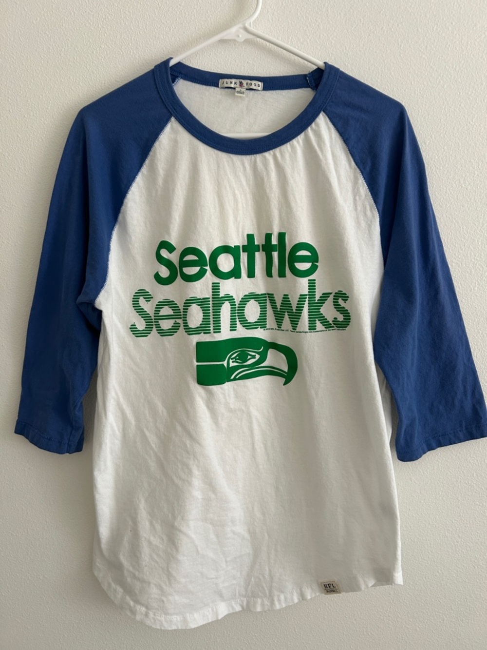 Junk Food Seattle Seahawks Women’s Raglan 3/4 sleeve shirt top Size Large